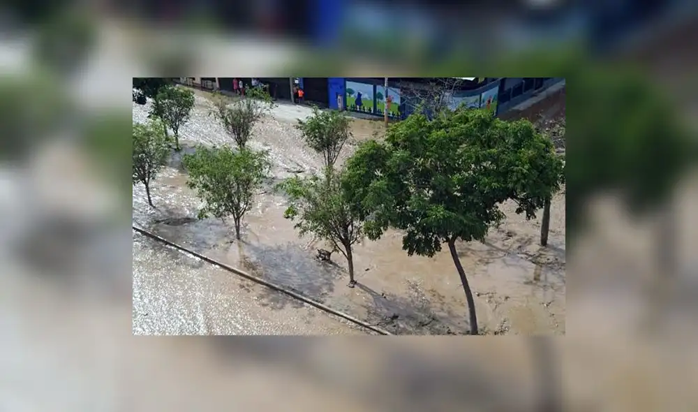 Huaico incrementa caudal del Huaycoloro y amenaza a San Juan de Lurigancho | FOTOS Y VIDEO Huaico incrementa caudal del Huaycoloro y amenaza a San Juan de Lurigancho | FOTOS Y VIDEO