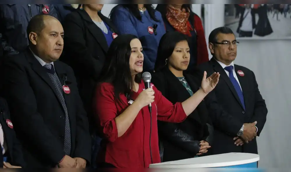 Verónika Mendoza pidió que el pueblo se movilizara en protesta contra la corrupción. Foto: La República. Verónika Mendoza pidió que el pueblo se movilizara en protesta contra la corrupción. Foto: La República.