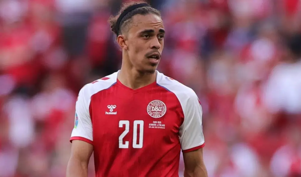 Yussuf Poulsen era uno de los titulares habituales de Dinamarca en los últimos años. Foto: AFP