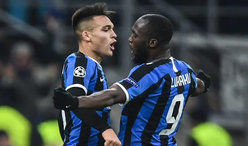 Antes de terminar el primer tiempo, Romelu Lukaku anotó el gol del empate para el Inter sobre el FC Barcelona. | Foto: AFP Antes de terminar el primer tiempo, Romelu Lukaku anotó el gol del empate para el Inter sobre el FC Barcelona. | Foto: AFP