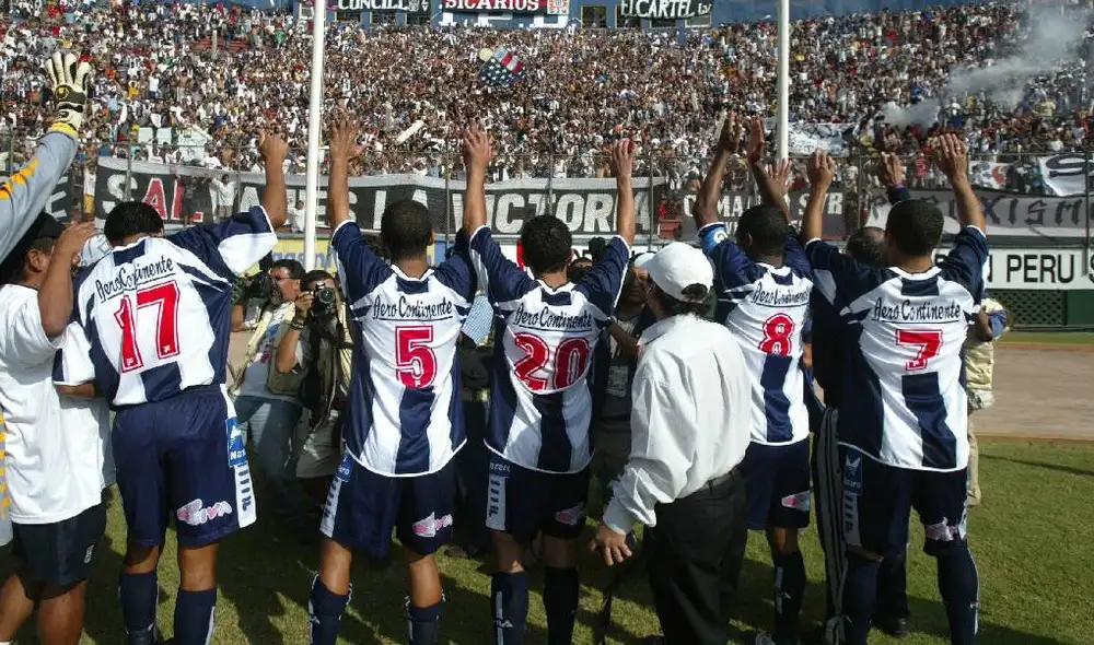 Jefferson Farfán anotó el único tanto del partido ante Juan Flores. Foto: Ricardo Figueroa