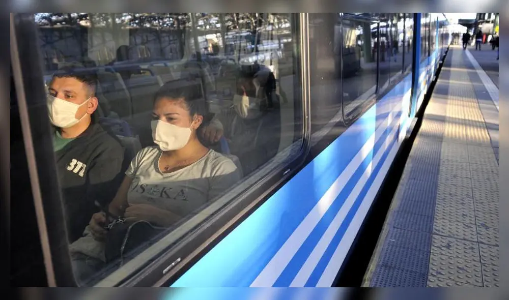 El presidente Alberto Fernández informó que reforzarán los controles para asegurar el cumplimiento de las nuevas medidas. Foto: Sandra Cartasso / Página 12.