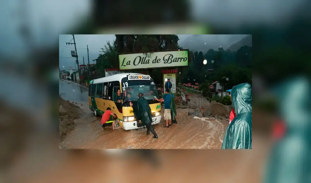 Carretera Central: Tránsito restringido en los tramos de la Oroya y Huancayo por caída de huaico