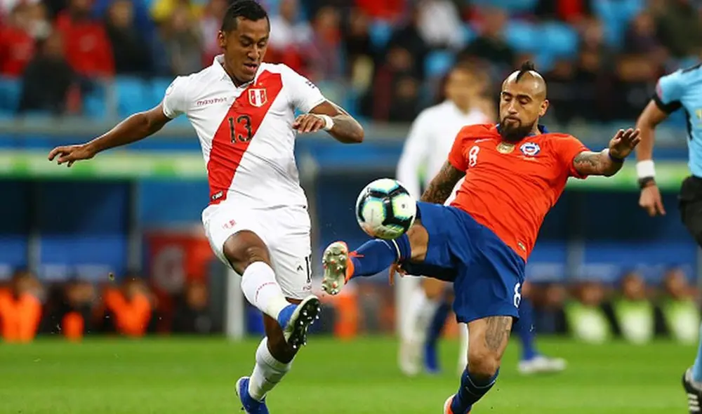 Chile y Perú jugarán una nueva edición del Clásico del Pacífico por las Eliminatorias Qatar 2022. Foto: EFE Chile y Perú jugarán una nueva edición del Clásico del Pacífico por las Eliminatorias Qatar 2022. Foto: EFE