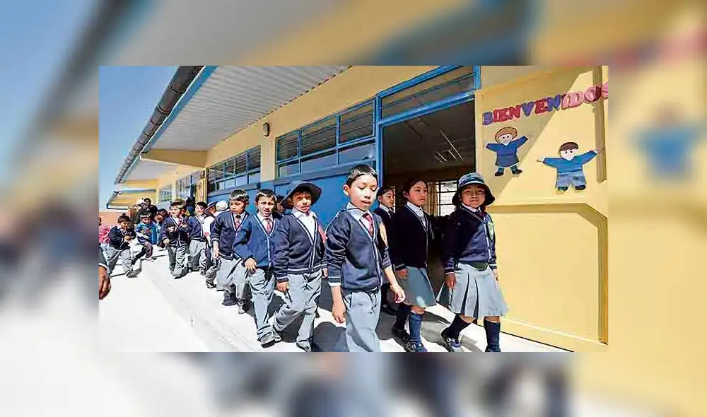 Más de 800 mil escolares hoy retornan a clases