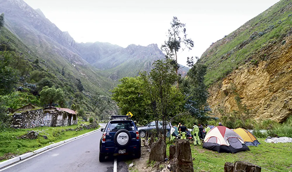 Base de rescatistas. En este lugar desapareció el joven. Foto: Roberto Ochoa. Base de rescatistas. En este lugar desapareció el joven. Foto: Roberto Ochoa.