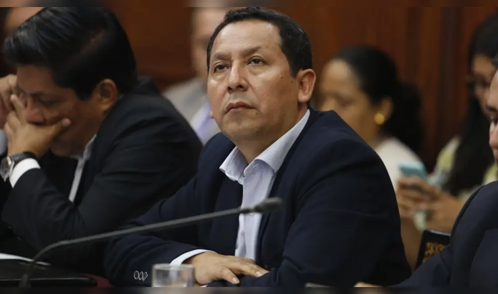 Peruanos por el Kambio: ¿Con cuántos congresistas se queda la bancada oficialista? | Congreso de la República Peruanos por el Kambio: ¿Con cuántos congresistas se queda la bancada oficialista? | Congreso de la República