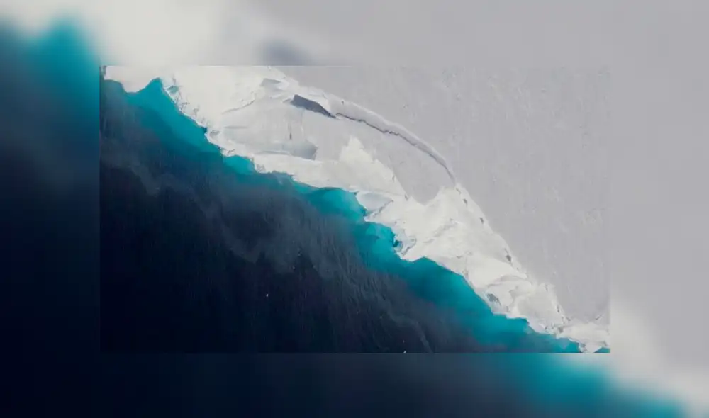 El glaciar Thwaites, ubicado en la Antártida, tiene una superficie de más de 200 mil kilómetros cuadrados. Foto: NASA. El glaciar Thwaites, ubicado en la Antártida, tiene una superficie de más de 200 mil kilómetros cuadrados. Foto: NASA.