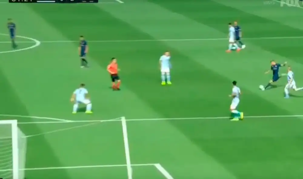 Toni Kroos decretó el 2-0 para el Real Madrid contra el Celta en el inicio de la Liga Santander 2019-20. Toni Kroos decretó el 2-0 para el Real Madrid contra el Celta en el inicio de la Liga Santander 2019-20.