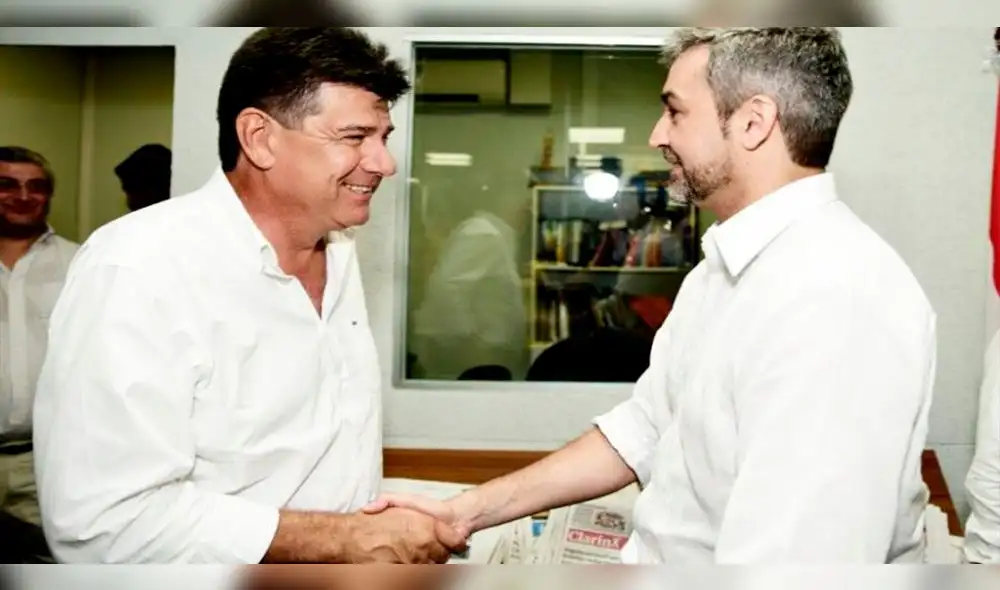 Eligen presidente en un ambiente de escepticismo