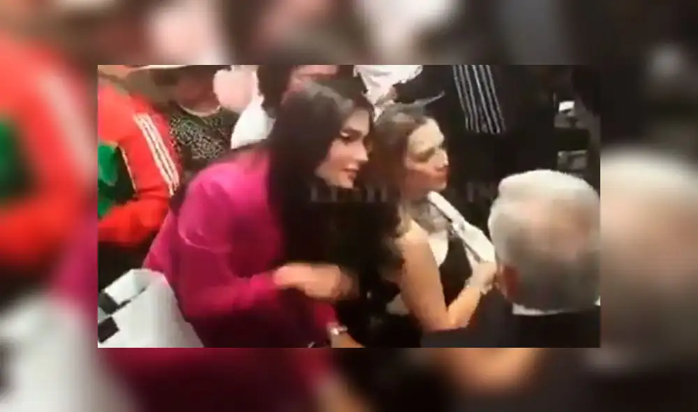 Incómodo momento del presidente AMLO, su esposa y diputada genera burlas en internet