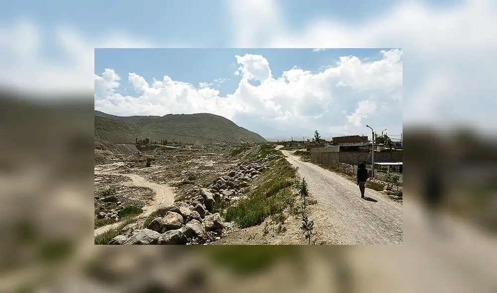 Numerosas canteras ponen en peligro a familias del Cono Norte de Arequipa Numerosas canteras ponen en peligro a familias del Cono Norte de Arequipa