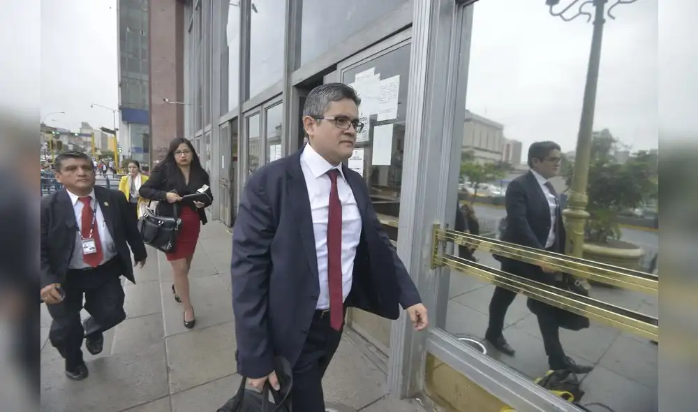  Fiscal Pérez anuncia otra diligencia a Chávarry tras suspensión de interrogatorio