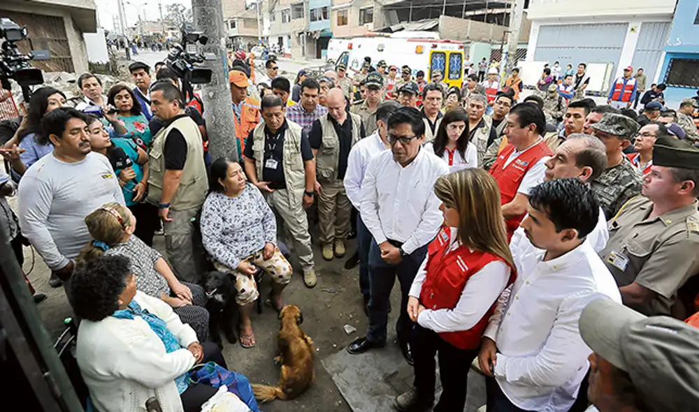 Villa El Salvador: la cifra de muertos se eleva a 10 Villa El Salvador: la cifra de muertos se eleva a 10