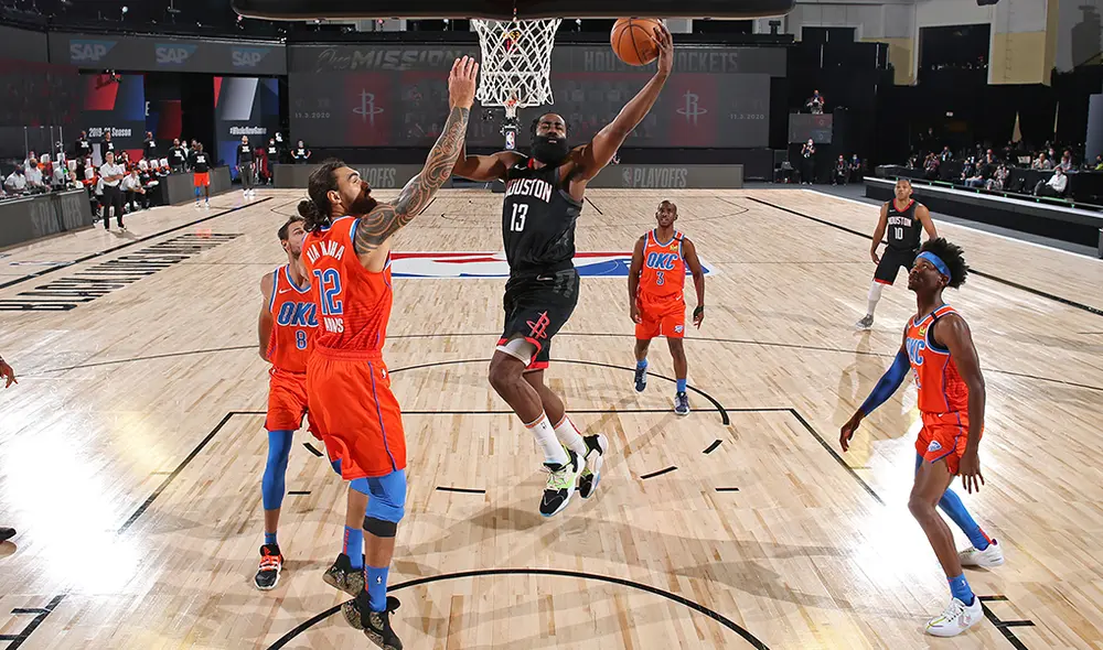 Houston Rockets vs Oklahoma City Thunder por el Game 7 de los Playoffs de la NBA. Foto: AFP Houston Rockets vs Oklahoma City Thunder por el Game 7 de los Playoffs de la NBA. Foto: AFP