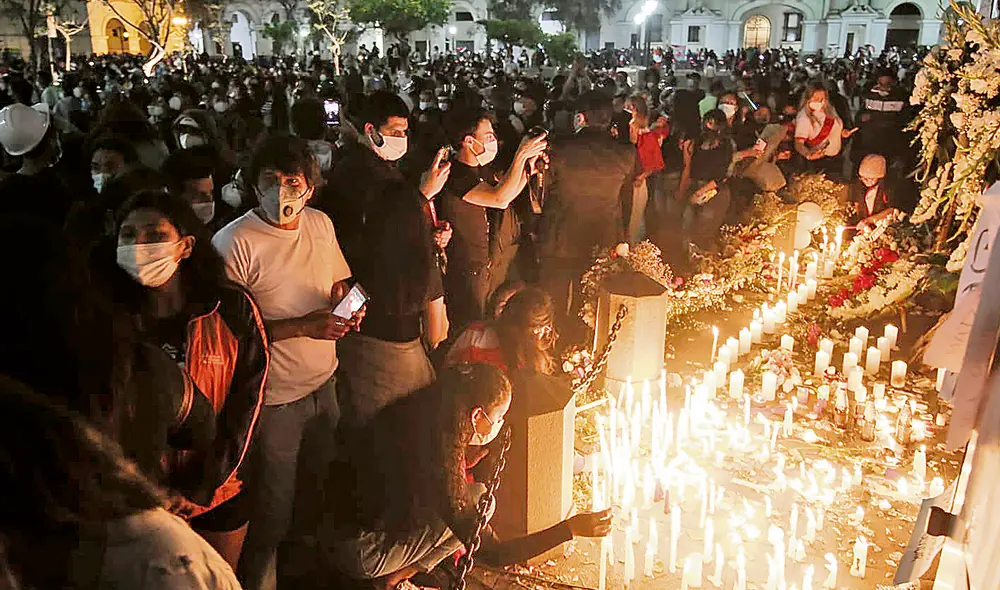 vigilia plaza san martin foto john reyes