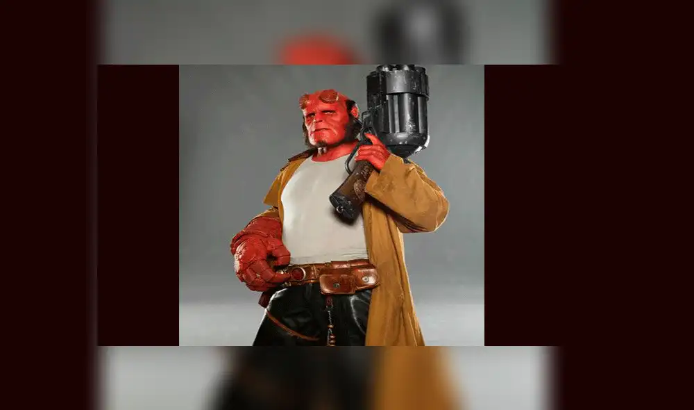 No puede perdérselo. En Facebook, miles de internautas terminaron en shock al apreciar ocurrente cosplay de una joven.