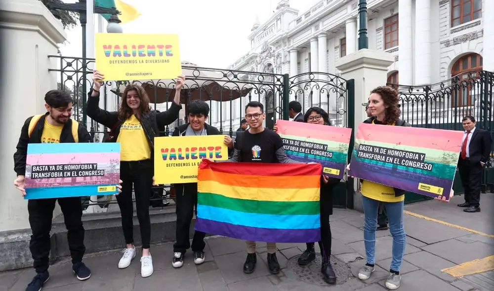 Plaza Bolívar del Congreso recibe colectivo 'Marcha del Orgullo'. Foto: La República.