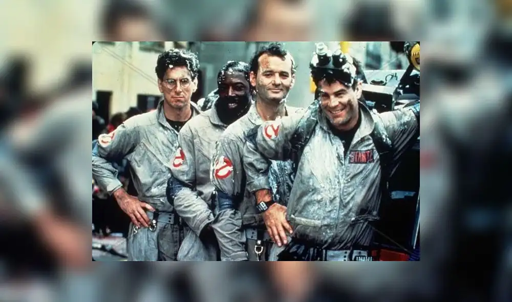 Reparto original de Los Cazafantasmas conformado por Harold Ramis, Hernie Hudson, Bill Murray y Dan Aykroyd.
