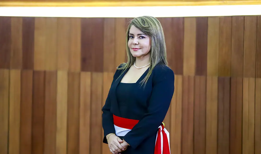 María Hinostroza Pereyra juró como nueva ministra de Salud [VIDEO]  