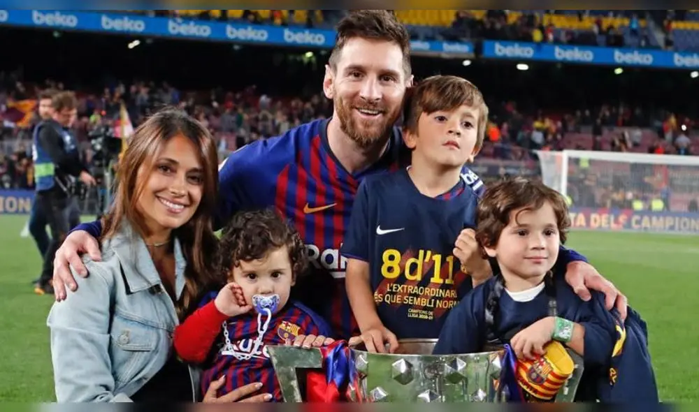 Antonella Roccuzzo y las postales que resumen su amor desinteresado por Lionel Messi Antonella Roccuzzo y las postales que resumen su amor desinteresado por Lionel Messi