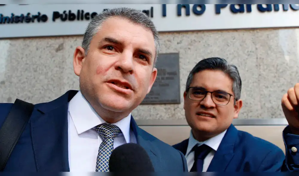 Los fiscales Vela y Pérez, luego de interrogar a Barata. Foto: Efe