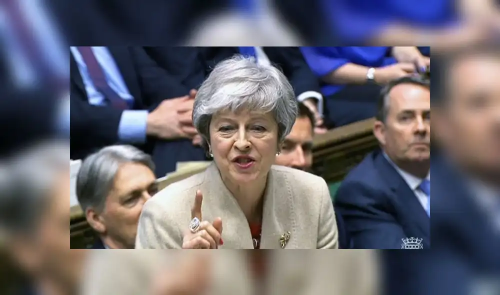 Theresa May sopesa cuarto voto de su pacto frente al plan alternativo del Parlamento