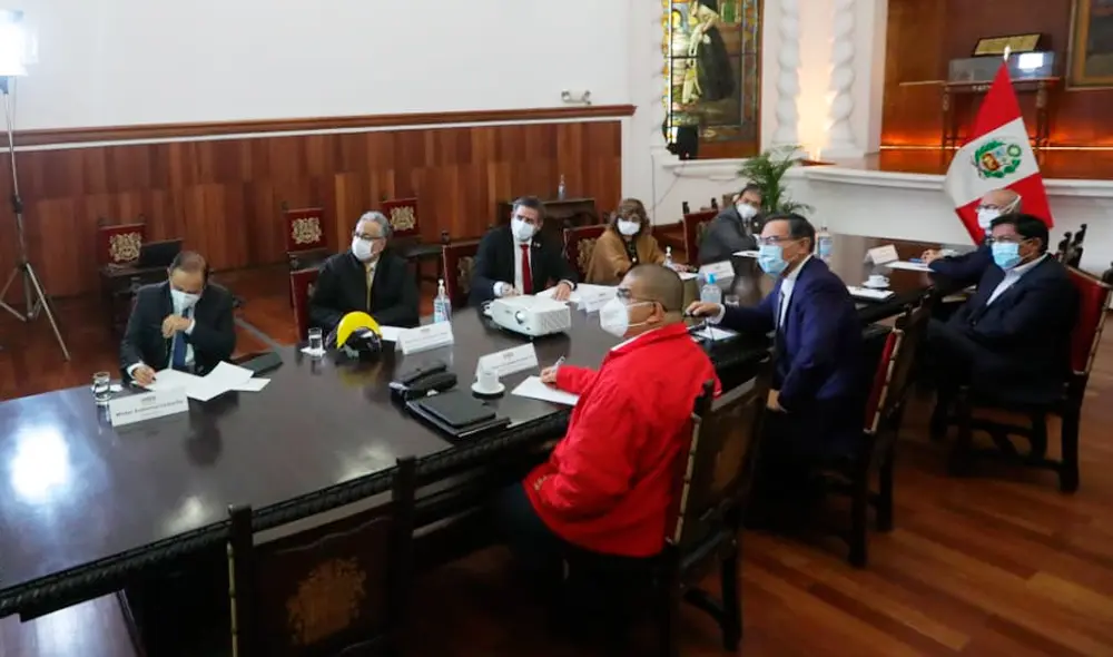 El consejo es conformado por los tres poderes del Estado y los líderes de los órganos autónomos. Foto: Presidencia.