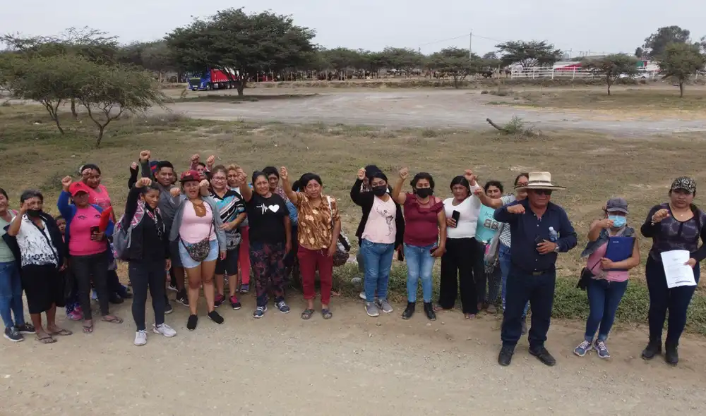 Los vecinos enfatizaron no estar en contra de local, pero piden que funcione en condiciones adecuadas (Clinton Medina La República).