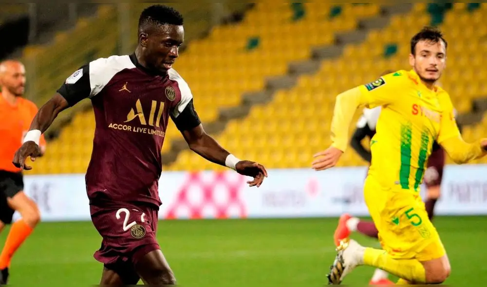 PSG y Nantes vienen empatando a cero por la novena fecha de la Ligue 1. Foto: Twitter @PSG_inside