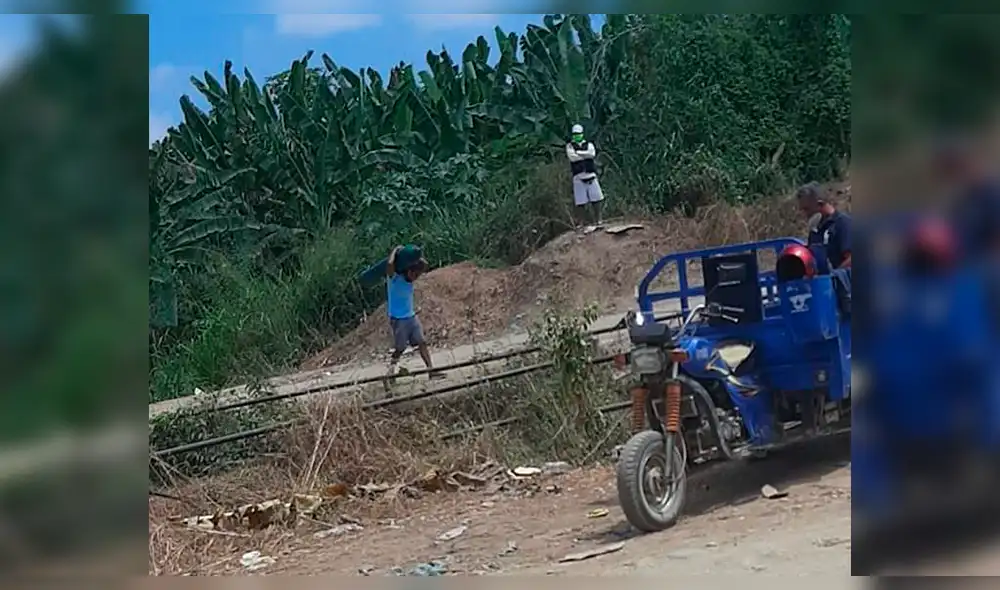 Familiares cruzan frontera Tumbes-Ecuador para adquirir balones de oxígeno Familiares cruzan frontera Tumbes-Ecuador para adquirir balones de oxígeno