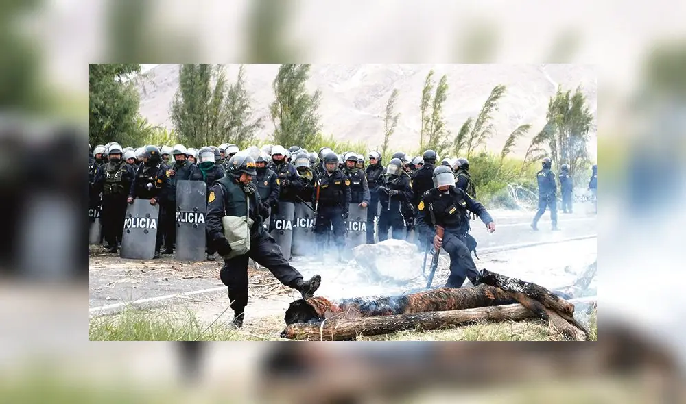 CONFLICTO TIA MARIA EN COCACHACRA - VALLE DE TAMBO CONFLICTO TIA MARIA EN COCACHACRA - VALLE DE TAMBO