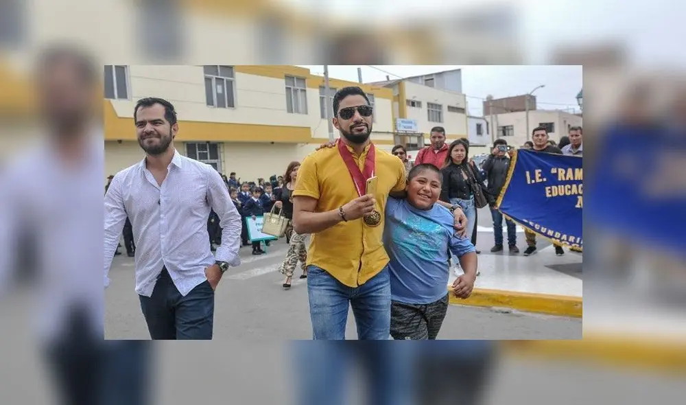 Yaqoob Mubarak se hizo conocido en el Perú por sus obras caritativas hacia los más necesitados.