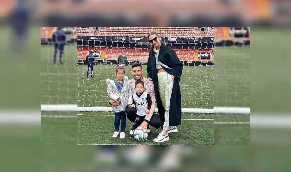 La presentadora se encontraba en Gijón porque su esposo, Ezequiel Garay, fue operado por una lesión en la rodilla. (Foto: Instagram) La presentadora se encontraba en Gijón porque su esposo, Ezequiel Garay, fue operado por una lesión en la rodilla. (Foto: Instagram)