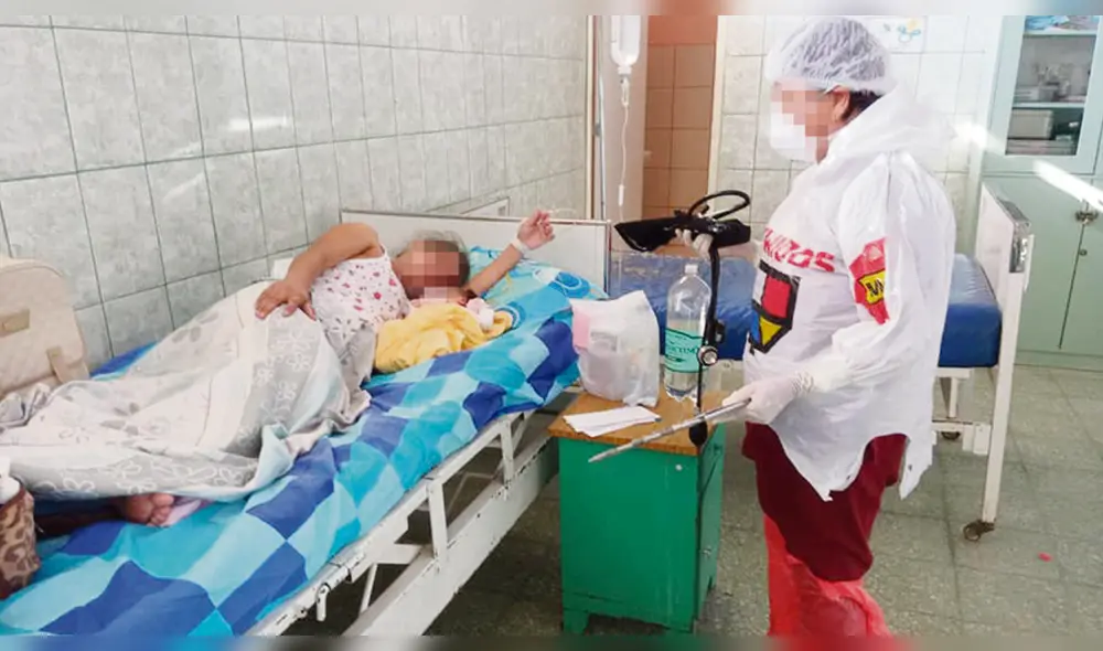 Arriesgan sus vidas. Médicos y enfermeros trabajan en condiciones inadecuadas para atender a enfermos con el COVID-19. Arriesgan sus vidas. Médicos y enfermeros trabajan en condiciones inadecuadas para atender a enfermos con el COVID-19.