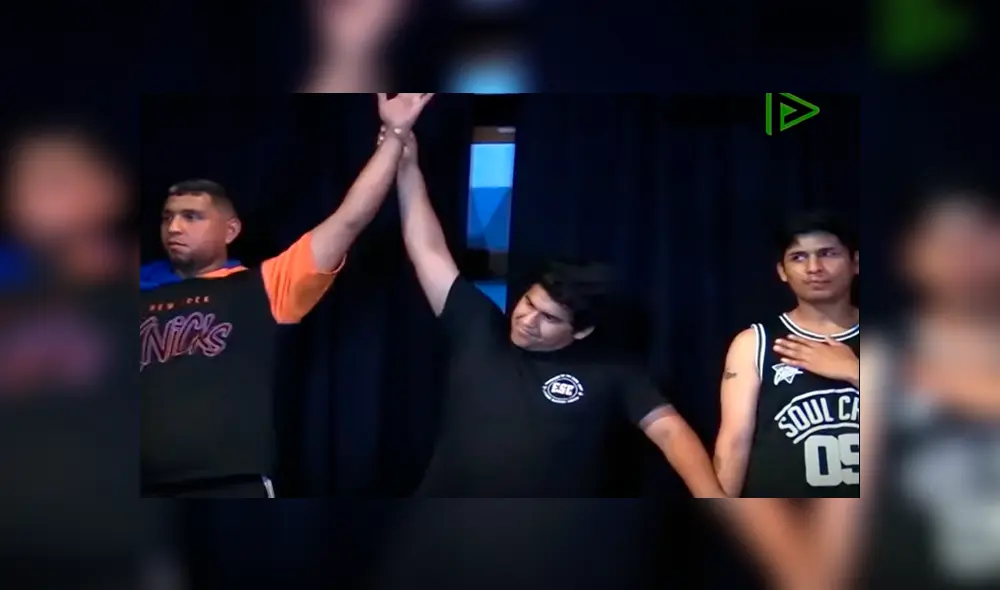 Desliza para ver las imágenes más impactantes del video que se hizo viral en Facebook.