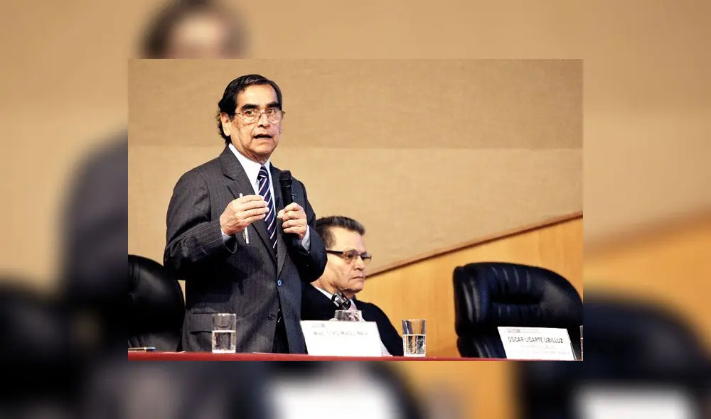 Óscar Ugarte dio positivo a coronavirus y fue internado en el hospital Rebagliati Óscar Ugarte dio positivo a coronavirus y fue internado en el hospital Rebagliati