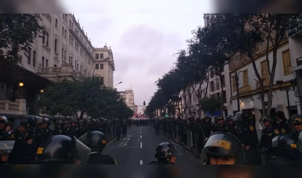 ¡Que se vayan todos! ¡Que se vayan todos!