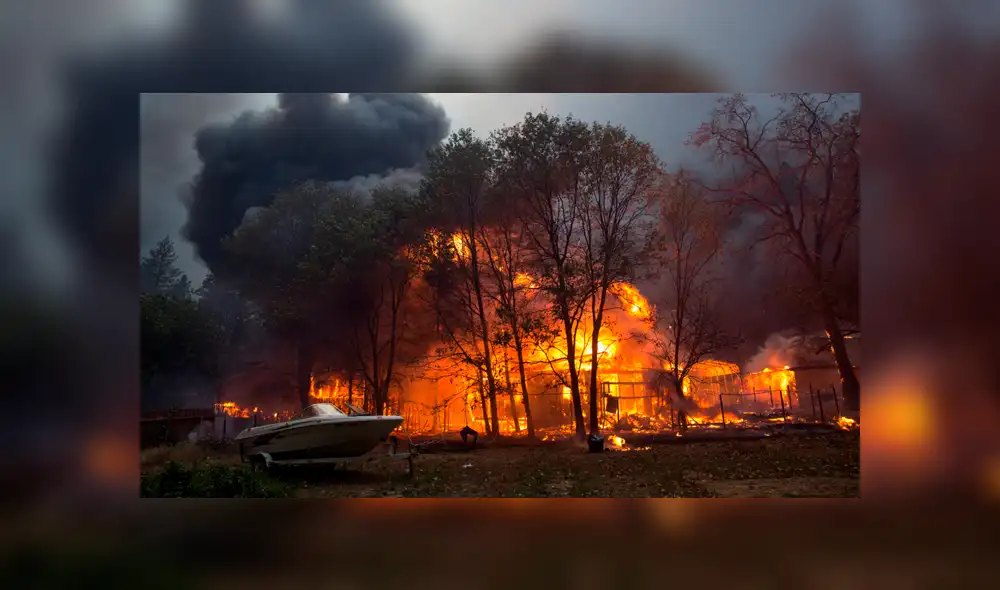 Catastróficos incendios forestales en California dejan 5 muertos y miles de evacuados [FOTOS]
