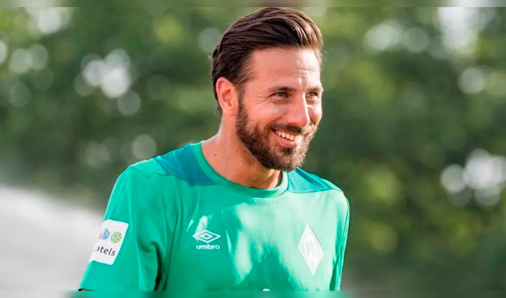 Claudio Pizarro igualó marca histórica de una leyenda del fútbol alemán