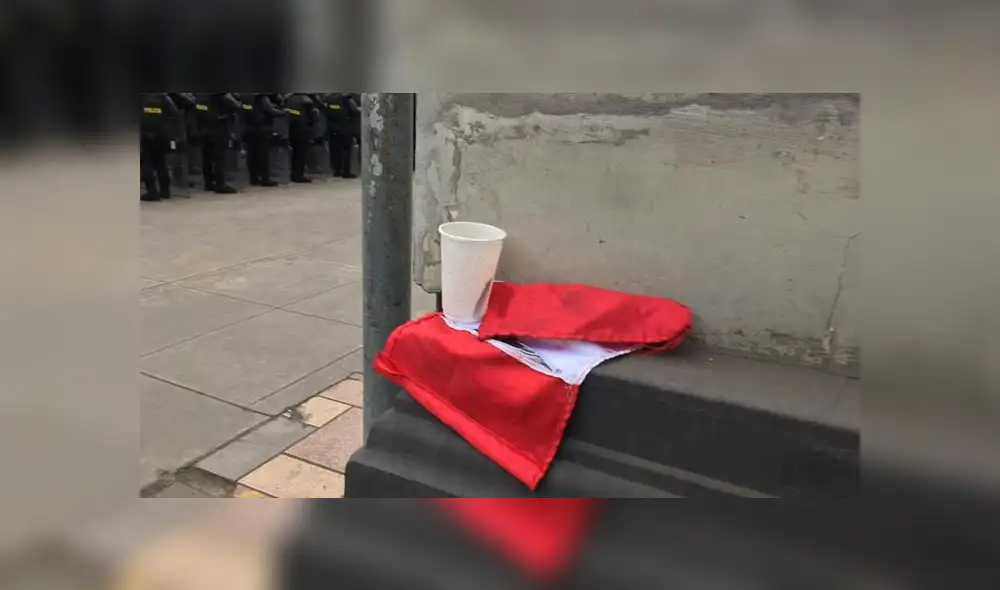 Familias enteras disfrutaron del variado y colorido cronograma del Desfile Militar. (Foto: La República)