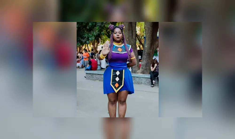 DBS: Joven personificada de Bills es troleada por seguidores [FOTOS]