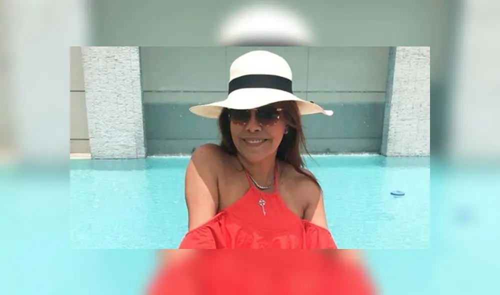 Magaly Medina muestra más de la cuenta al posar en bikini en Instagram
