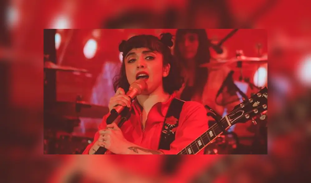 Durante los premios Grammy Latinos 2019 posó con los pechos desnudos como protesta contra la situación política de su país. (Foto: Instagram)