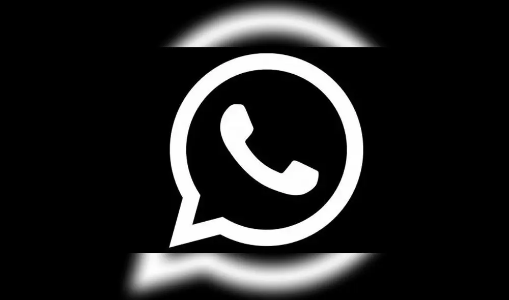 El modo oscuro aún no llega de forma oficial a WhatsApp.