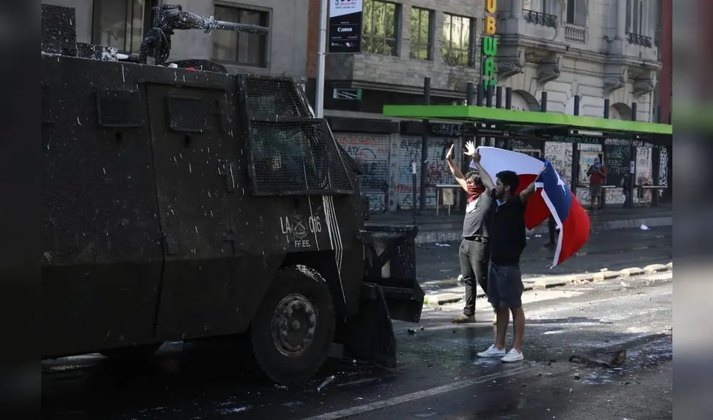 Esperan resolución sobre el soldado chileno que se negó a participar en el estado de emergencia Esperan resolución sobre el soldado chileno que se negó a participar en el estado de emergencia