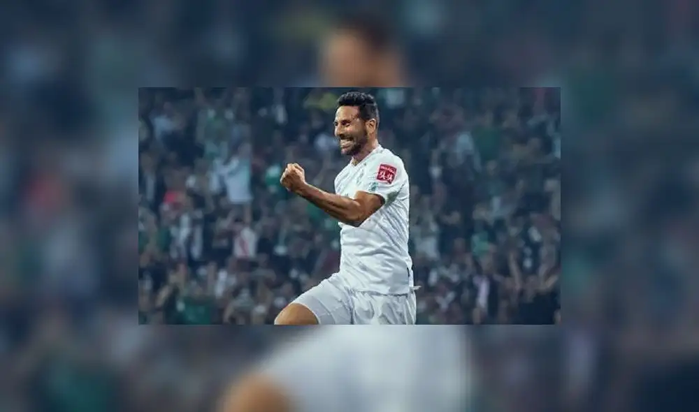 A sus 41 años, Claudio Pizarro sigue activo en el fútbol alemán. A sus 41 años, Claudio Pizarro sigue activo en el fútbol alemán.