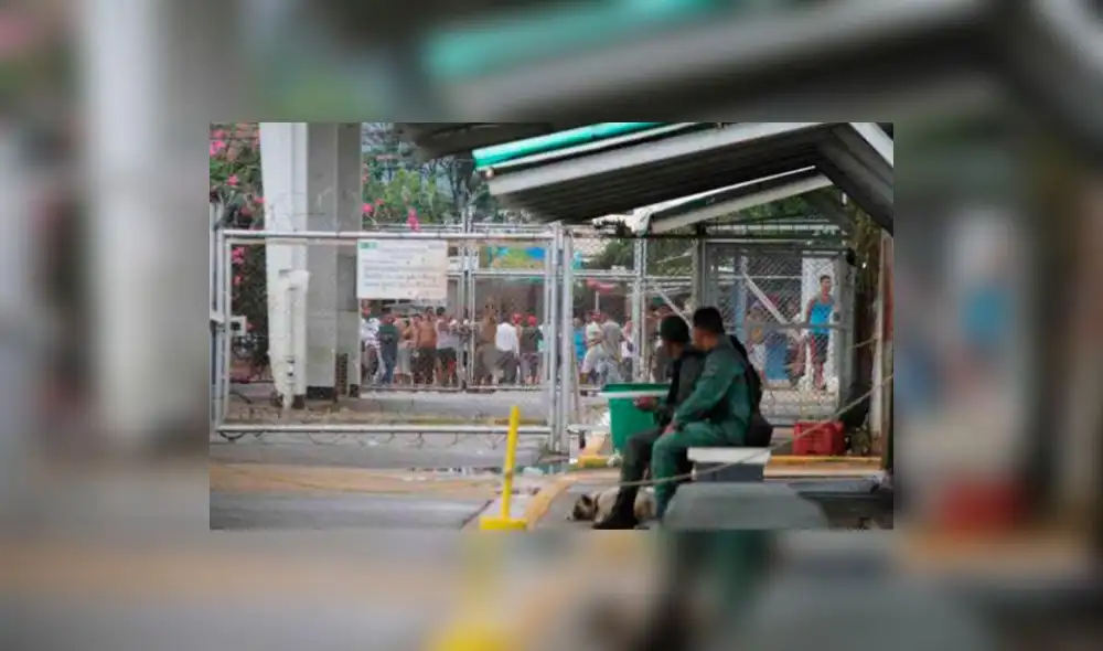 Motín en cárcel de Venezuela deja al menos 12 muertos