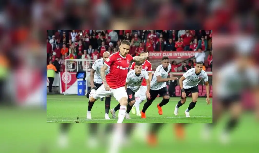 El atacante tuvo una opción de penal, pero desperdició el tiro. Foto: Globoesporte. El atacante tuvo una opción de penal, pero desperdició el tiro. Foto: Globoesporte.