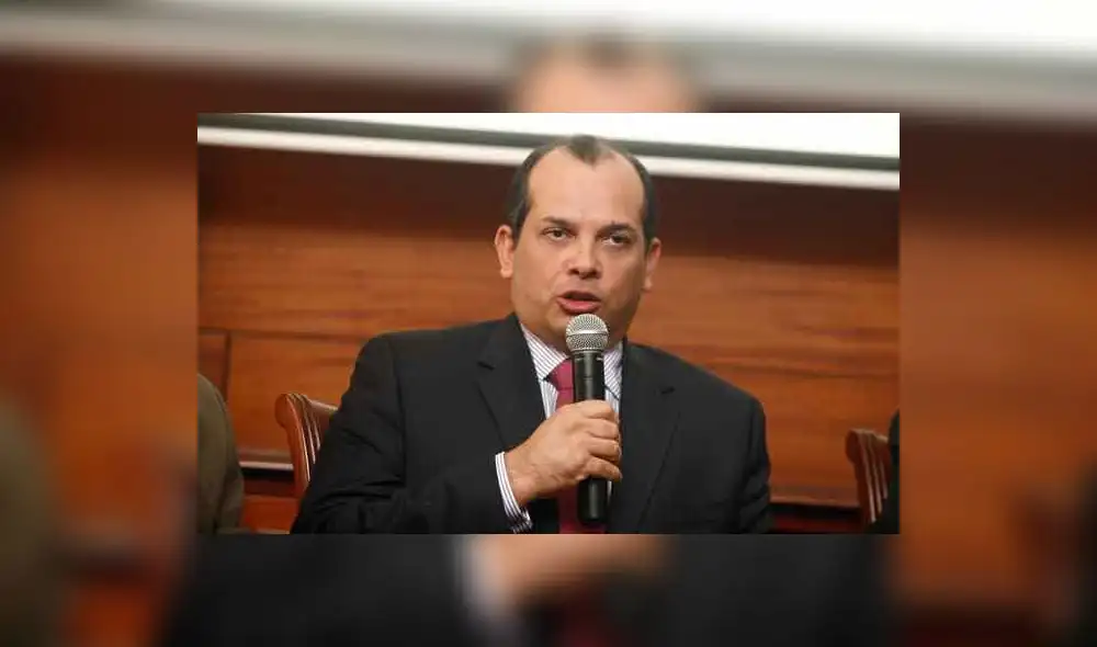 Juez duda sobre prisión de Nadine Heredia y exministros